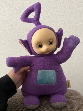 2002 Teletubbies Talking Tinky Winky plush toy (TESTED & WORKS)